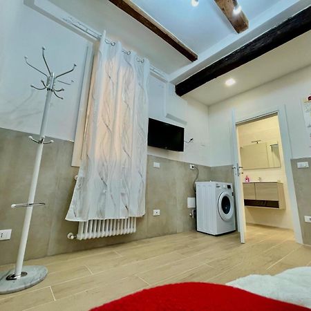 Ferienwohnung 50 Tourist House Bologna - Pratello - Self Check-In Exterior foto
